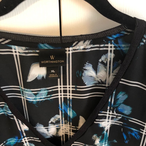 Short sleeve shirt /blouse - Picture 3 of 3